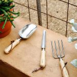w-plant-care-gardener\'s-tools-1-0